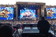Clam_live_Rod_Stewart